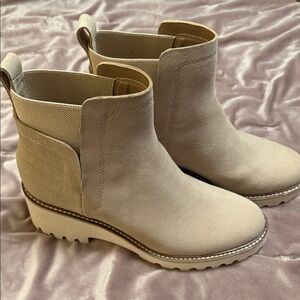 Dolce Vita Huey H2O Boots in Light Beige